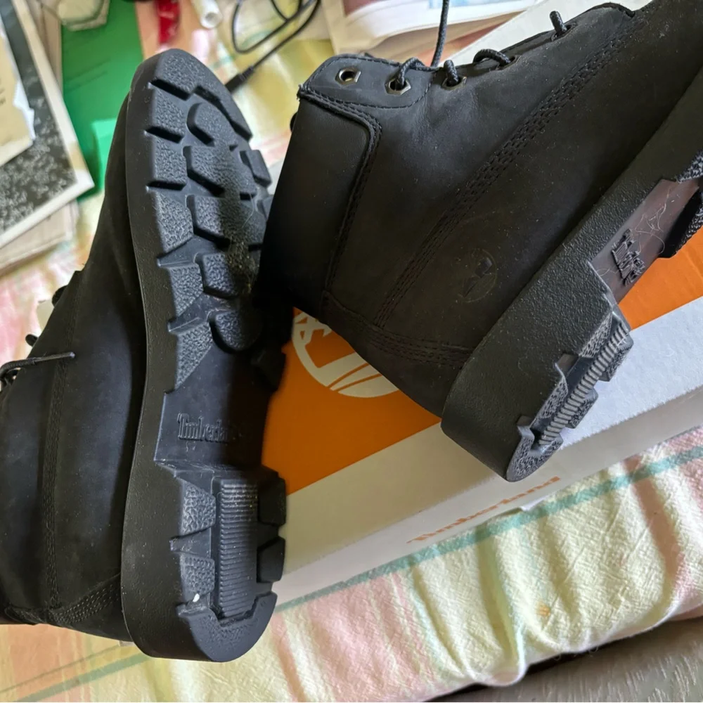 Timberland Black Boys Boots - Picture 4 of 4